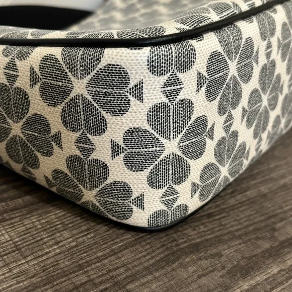 *BUNDLE* NWOT Kate Spade ♠️ Flower Crossbody with Matching Flower Wallet - Picture 6 of 12